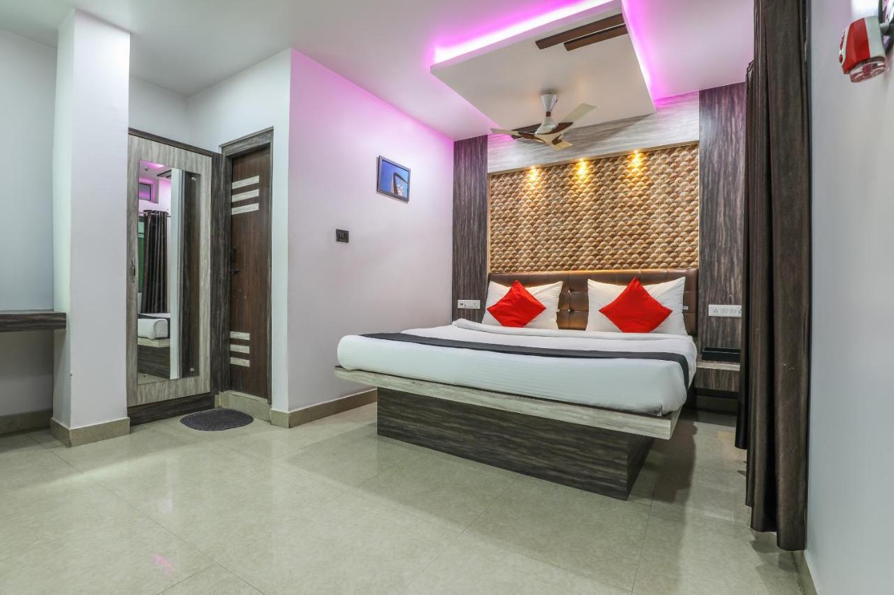 Oyo 14472 Brahmaputra Guest House Guwahati Eksteriør bilde
